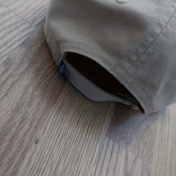 Genuine Merchandise Tan Cap with White Logo LA - Picture 3 of 5